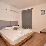 Lägenhetshotell Perla 3*