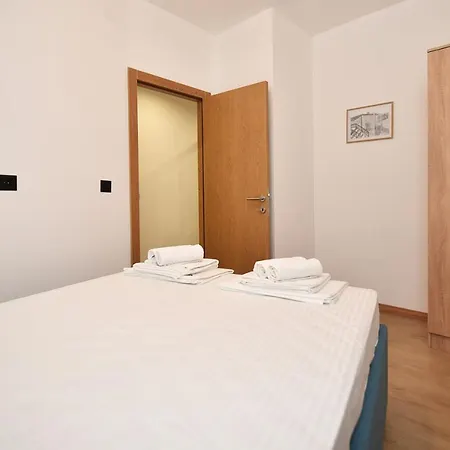 Aparthotel Perla